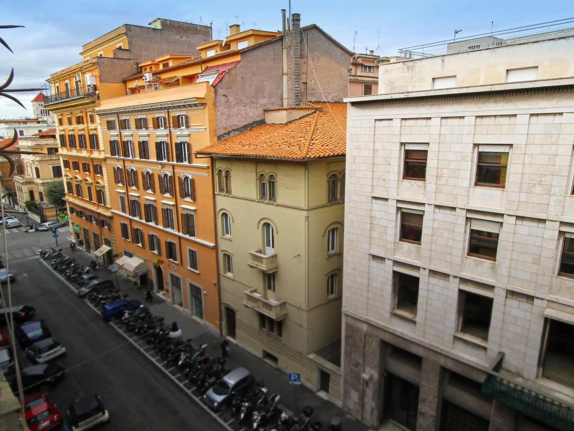 Key Rome Center Hotel Exterior photo
